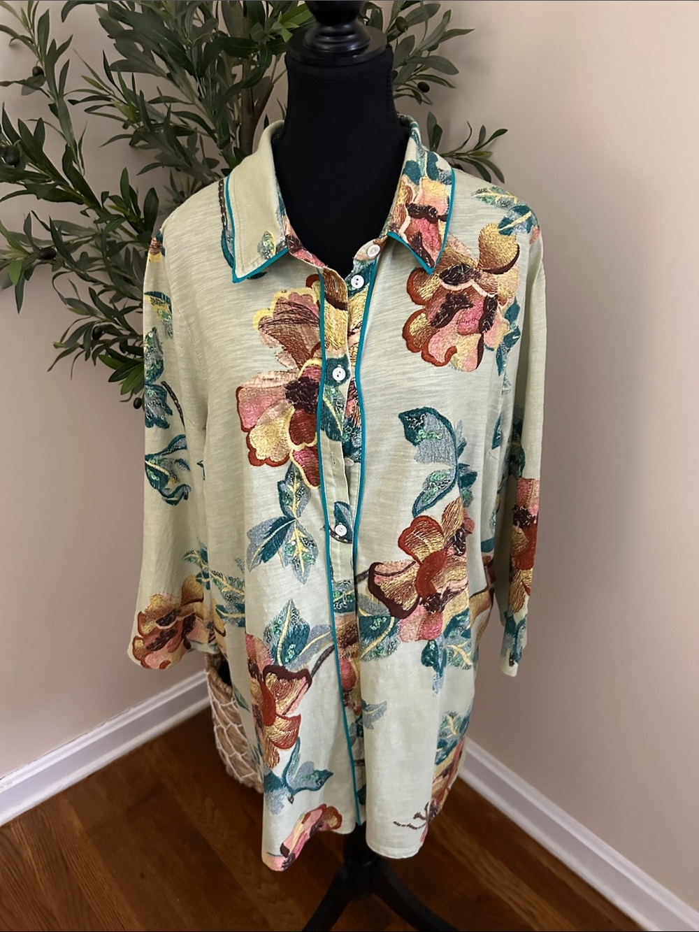 Soft Surroundings Floral Button-Up Blouse in Light Green and Teal